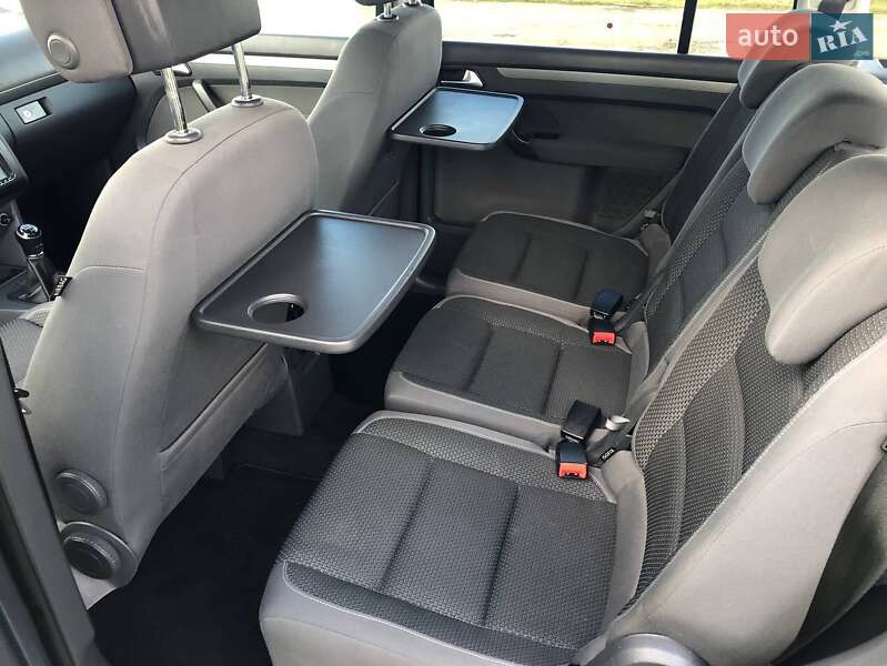 Мікровен Volkswagen Touran 2014 в Калуші