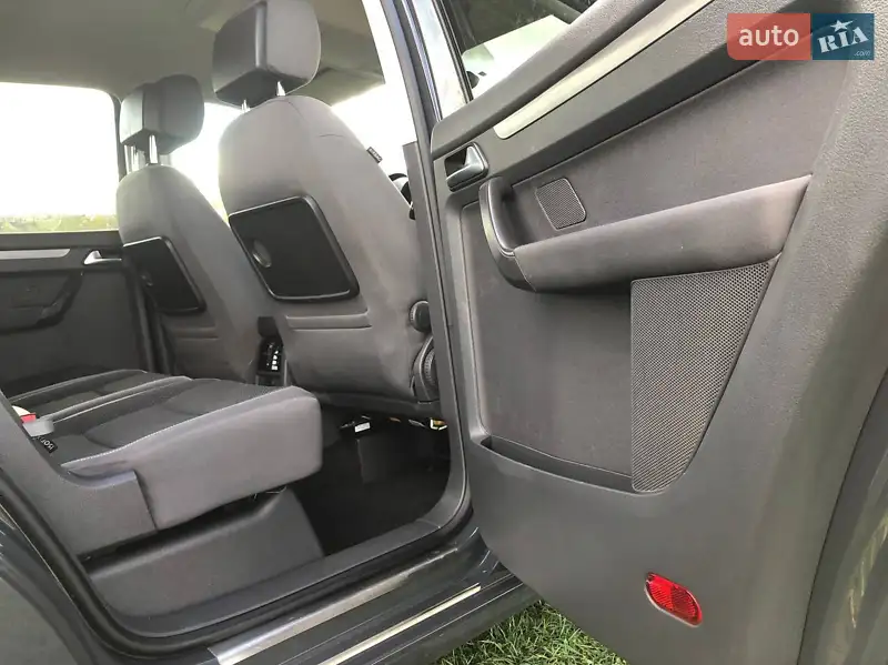 Volkswagen Touran 2014 VIN WVGZZZ1TZFW029334 фото оголошення 32 з 92