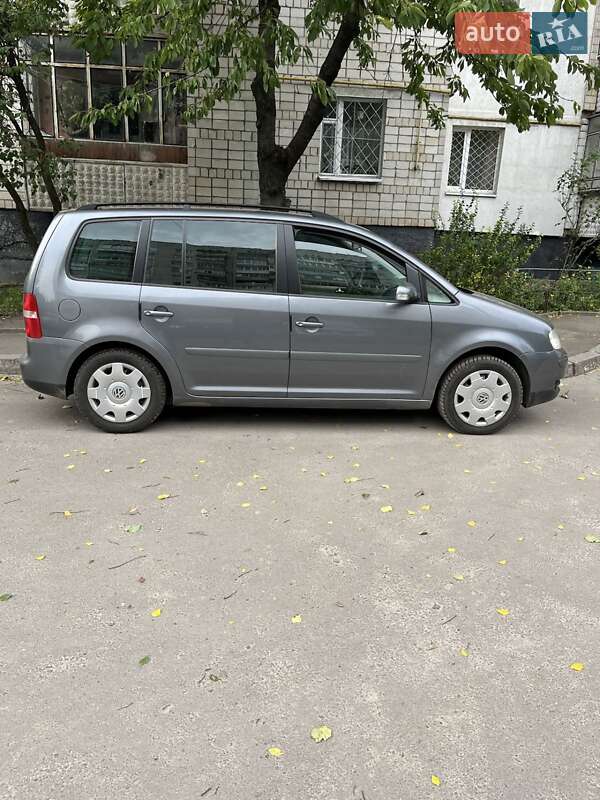 Volkswagen Touran 2006