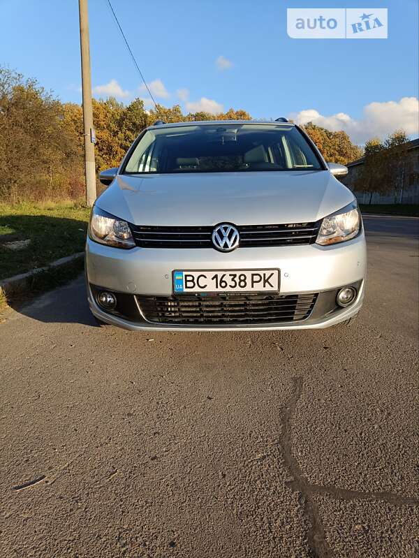 Микровэн Volkswagen Touran 2011 в Львове фото 14 Микровэн Volkswagen Touran 2011 в Львове