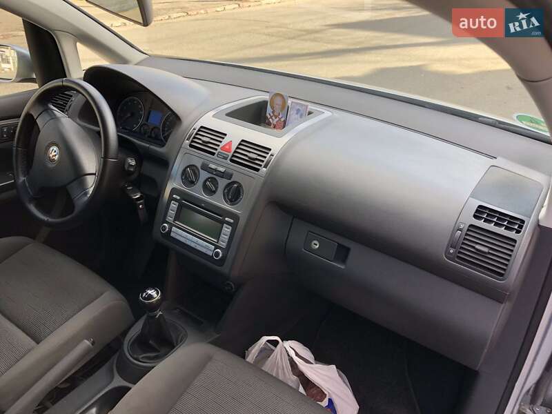 Минивэн Volkswagen Touran 2007 в Балте