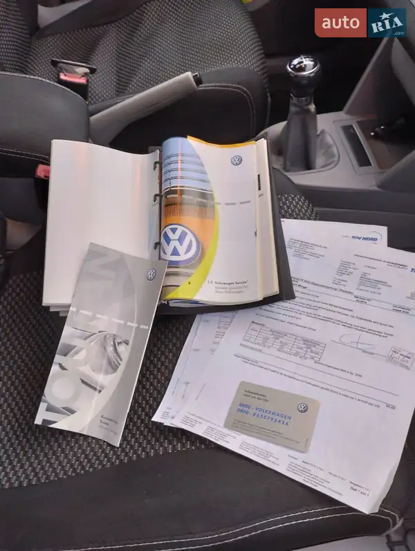 Минивэн Volkswagen Touran 2003 в Мене документ