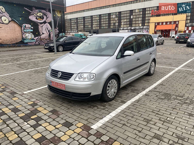 Volkswagen Touran 2004