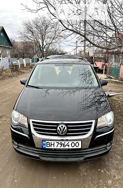 Минивэн Volkswagen Touran 2007 в Белгороде-Днестровском