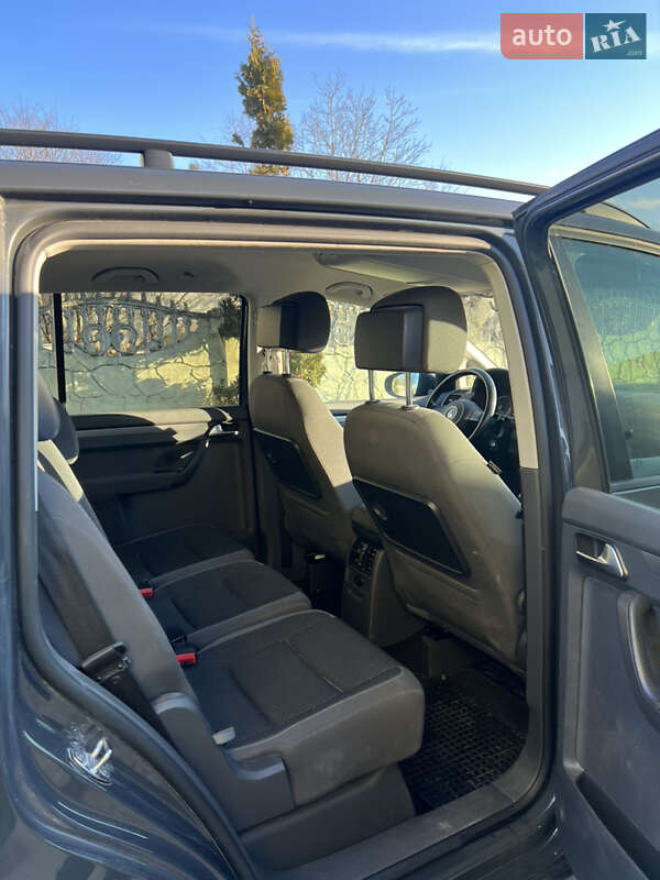 Микровэн Volkswagen Touran 2014 в Николаеве