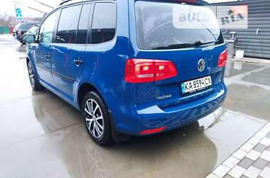 Микровэн Volkswagen Touran 2012 в Киеве