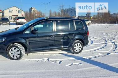 Микровэн Volkswagen Touran 2011 в Киеве