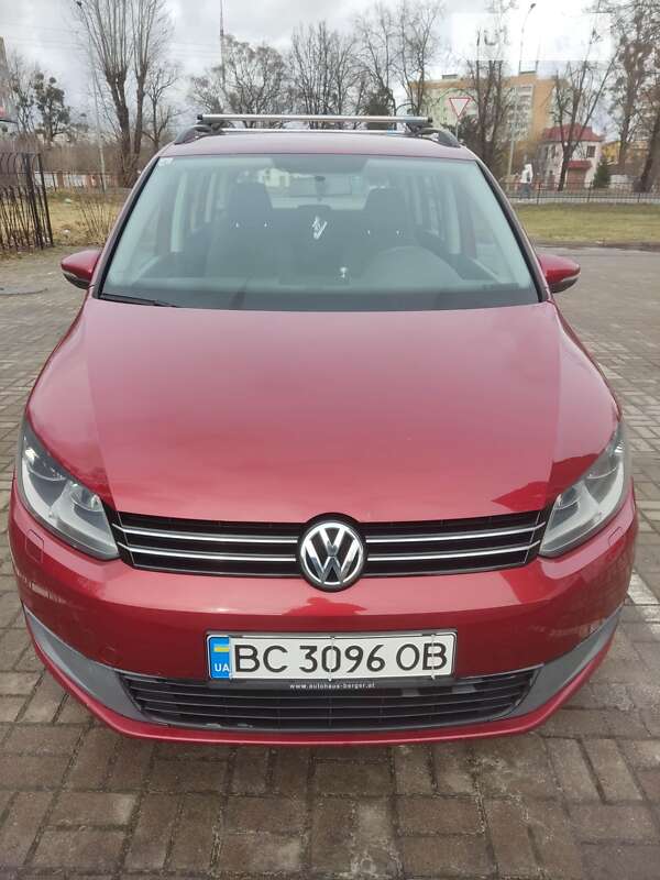 Volkswagen Touran 2011