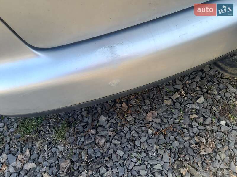 Минивэн Volkswagen Touran 2005 в Ужгороде