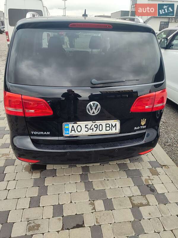 Микровэн Volkswagen Touran 2012 в Берегово