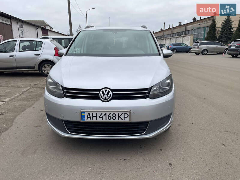 Volkswagen Touran 2011
