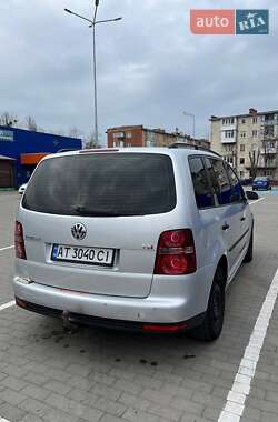 Мінівен Volkswagen Touran 2007 в Калуші