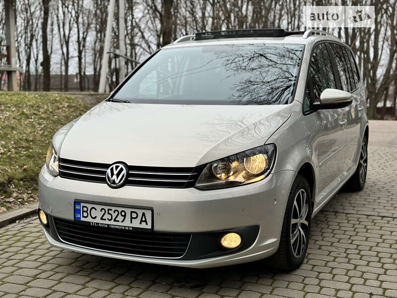 Мінівен Volkswagen Touran 2013 в Львові