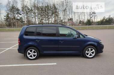 Мінівен Volkswagen Touran 2006 в Старій Вижівці