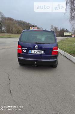 Минивэн Volkswagen Touran 2005 в Пирятине