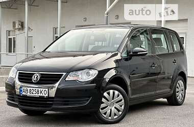 Минивэн Volkswagen Touran 2009 в Виннице