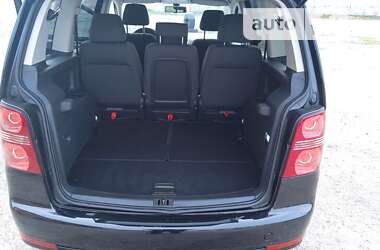 Минивэн Volkswagen Touran 2010 в Верхнеднепровске