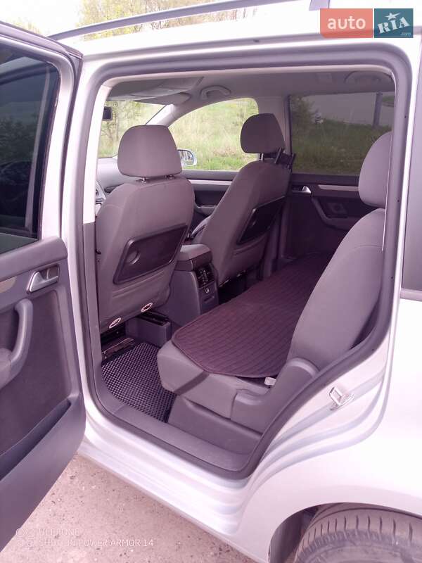 Минивэн Volkswagen Touran 2009 в Шептицькому