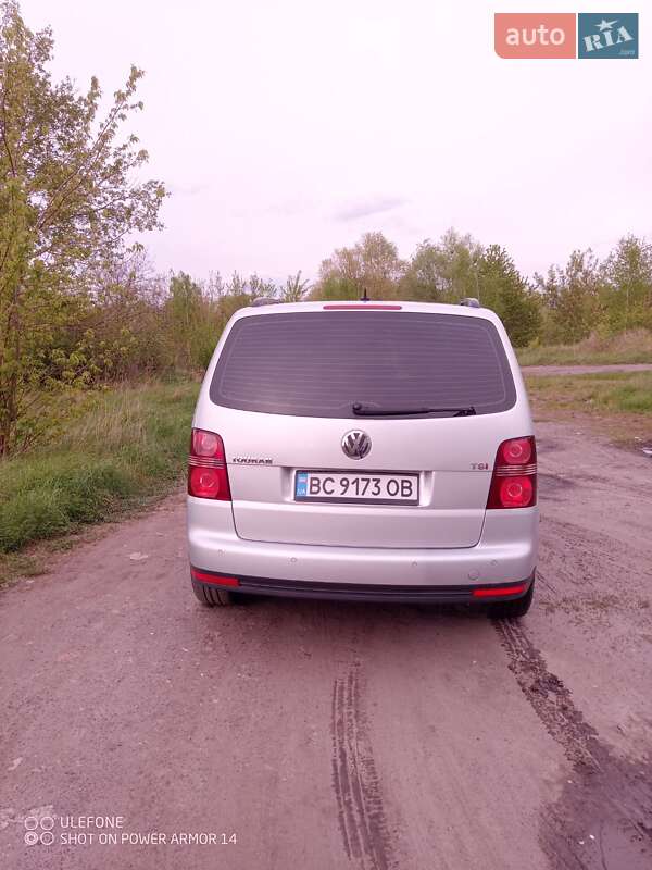 Минивэн Volkswagen Touran 2009 в Шептицькому