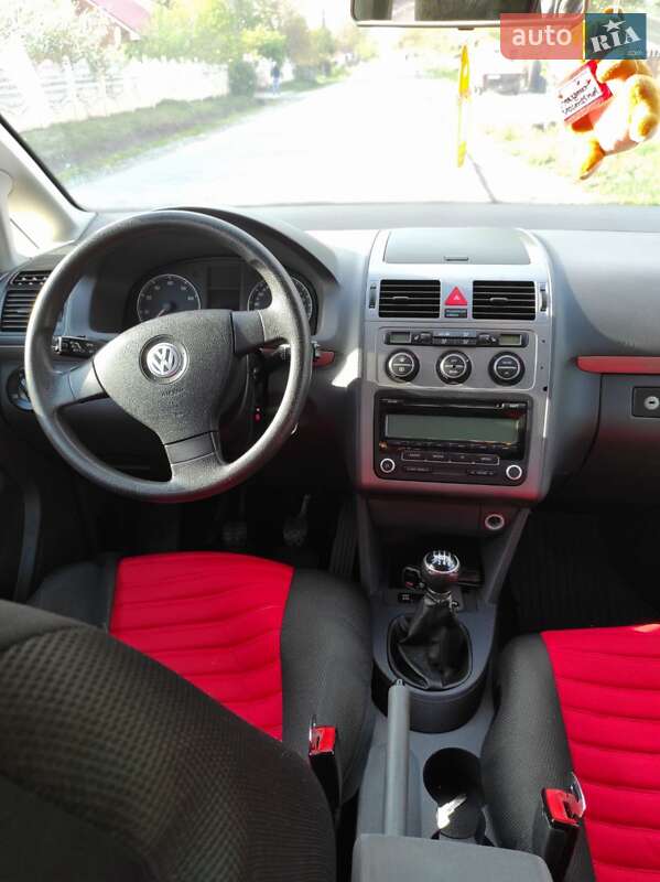 Минивэн Volkswagen Touran 2009 в Глыбокой фото 5 Минивэн Volkswagen Touran 2009 в Глыбокой