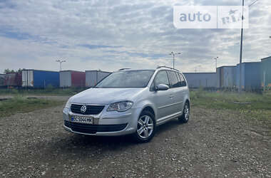 Мінівен Volkswagen Touran 2010 в Львові