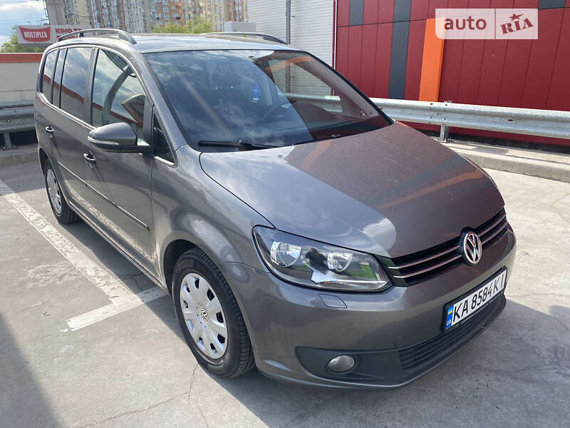 Минивэн Volkswagen Touran 2013 в Киеве