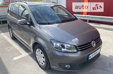 Минивэн Volkswagen Touran 2013 в Киеве