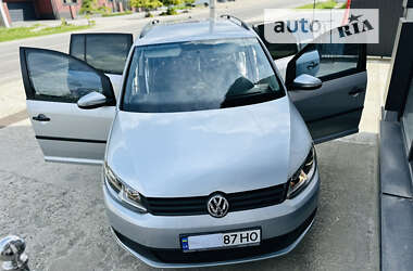 Мінівен Volkswagen Touran 2012 в Тячеві