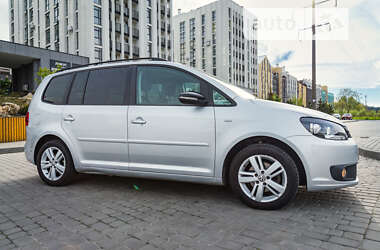 Мінівен Volkswagen Touran 2012 в Львові