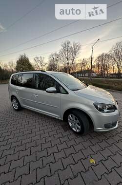 Мінівен Volkswagen Touran 2011 в Миргороді