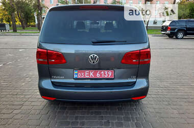 Минивэн Volkswagen Touran 2011 в Кривом Роге