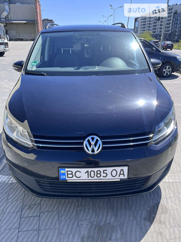 Volkswagen Touran 2015