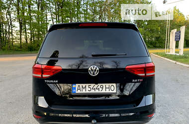 Микровэн Volkswagen Touran 2016 в Бердичеве