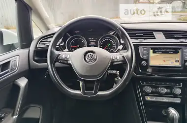 Volkswagen Touran 2016