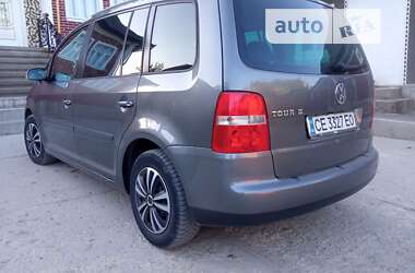 Мінівен Volkswagen Touran 2005 в Кам'янець-Подільському