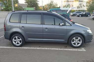 Мінівен Volkswagen Touran 2007 в Кривому Розі