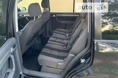 Мінівен Volkswagen Touran 2008 в Сарнах