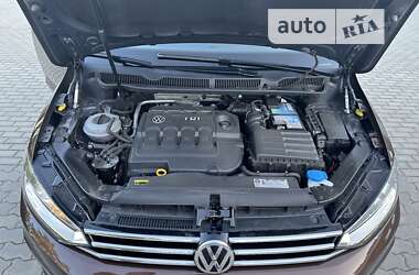 Мікровен Volkswagen Touran 2016 в Рівному