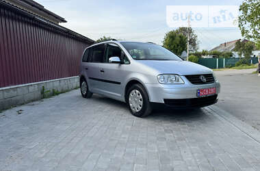 Минивэн Volkswagen Touran 2004 в Звенигородке