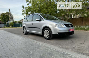 Минивэн Volkswagen Touran 2004 в Звенигородке