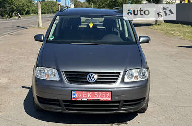 Минивэн Volkswagen Touran 2004 в Вознесенске