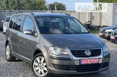 Минивэн Volkswagen Touran 2008 в Лубнах