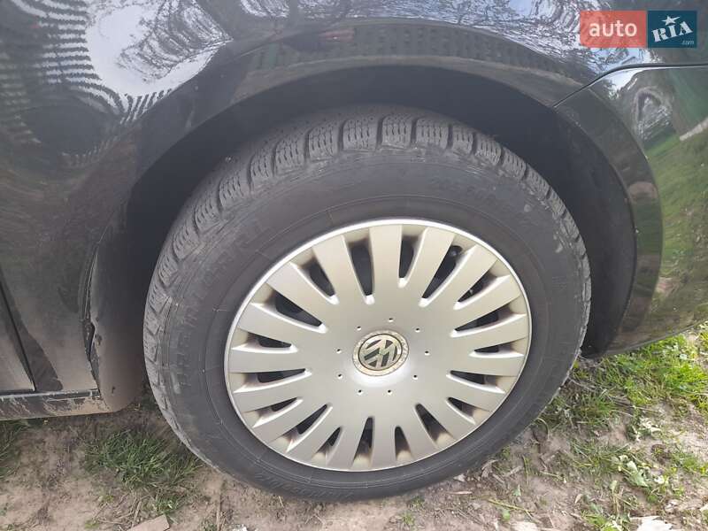 Мінівен Volkswagen Touran 2008 в Самборі