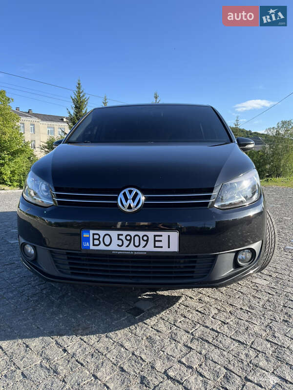 Мінівен Volkswagen Touran 2014 в Кременці