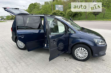 Минивэн Volkswagen Touran 2013 в Ровно