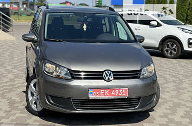 Мінівен Volkswagen Touran 2011 в Сарнах