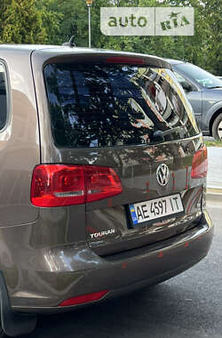 Мінівен Volkswagen Touran 2013 в Кам'янському