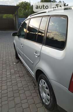 Мінівен Volkswagen Touran 2003 в Бару