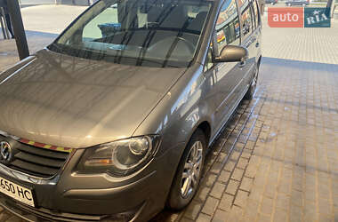 Минивэн Volkswagen Touran 2009 в Александрие