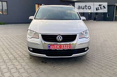 Минивэн Volkswagen Touran 2009 в Николаеве